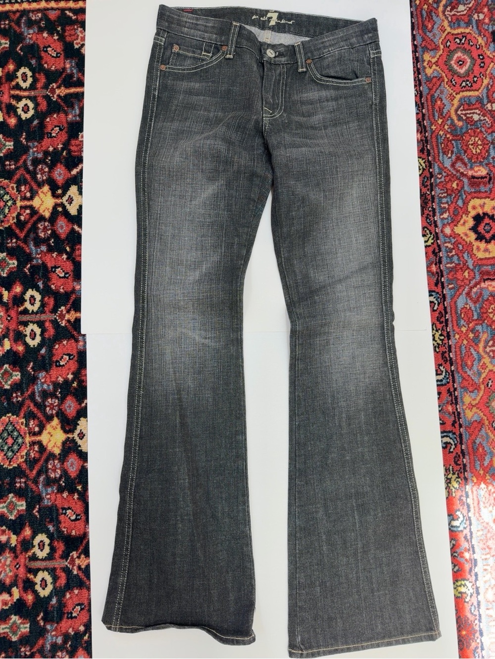 7 For All Mankind Dojo Flare Jeans Women’s Size 27 Dark Wash Stretch Denim USA
